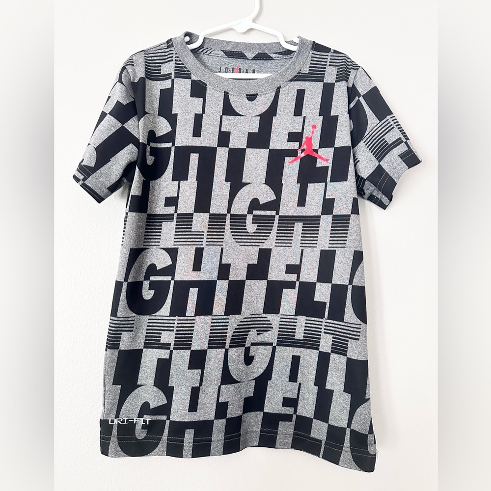Boys Grey & Black Jordan Dri-Fit Tshirt Size S